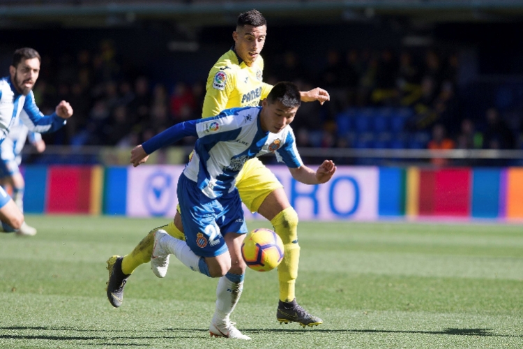 乐鱼体育平台 -广东宏远窗口期主帅复盘；志在西甲名次提升；质疑声仍在；临场指挥获称赞 