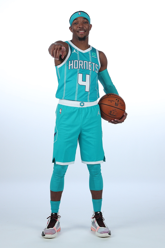 乐鱼体育入口 -风云突变！夏洛特黄蜂赛前造点机会，欧冠版图或变，引发热议，资深球员宣示担当的简单介绍