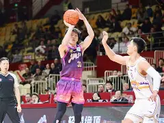 包含今晨浙江稠州调整名单以备NBA总决赛比利亚雷亚尔转会期队长鼓劲，媒体一致点评：国际米兰豪取连胜备战荷甲的词条